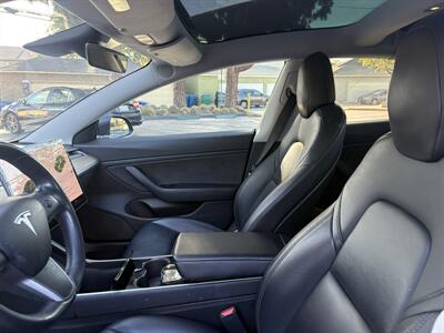 2019 Tesla Model 3 Standard Range Plus   - Photo 15 - Long Beach, CA 90807