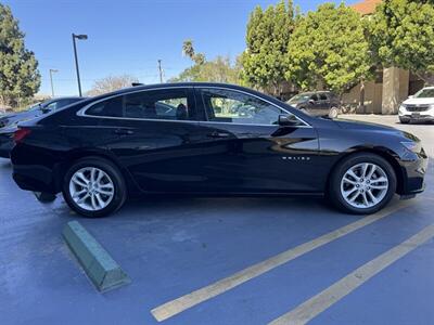 2017 Chevrolet Malibu LT   - Photo 4 - Long Beach, CA 90807