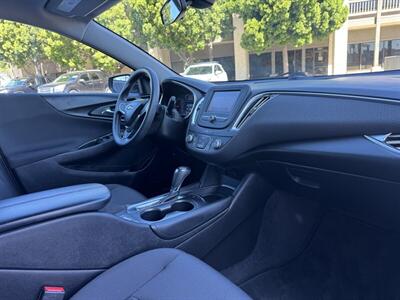 2017 Chevrolet Malibu LT   - Photo 14 - Long Beach, CA 90807