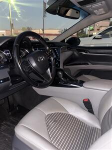 2018 Toyota Camry SE   - Photo 17 - Long Beach, CA 90807