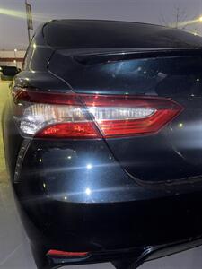 2018 Toyota Camry SE   - Photo 9 - Long Beach, CA 90807