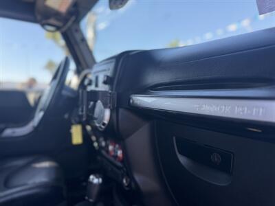 2014 Jeep Wrangler Freedom Edition   - Photo 17 - Inglewood, CA 90304