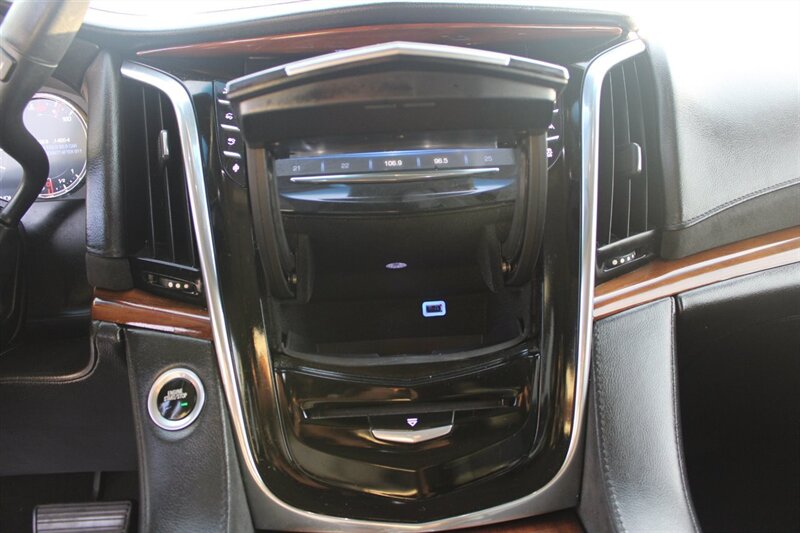 2016 Cadillac Escalade ESV Premium photo 23