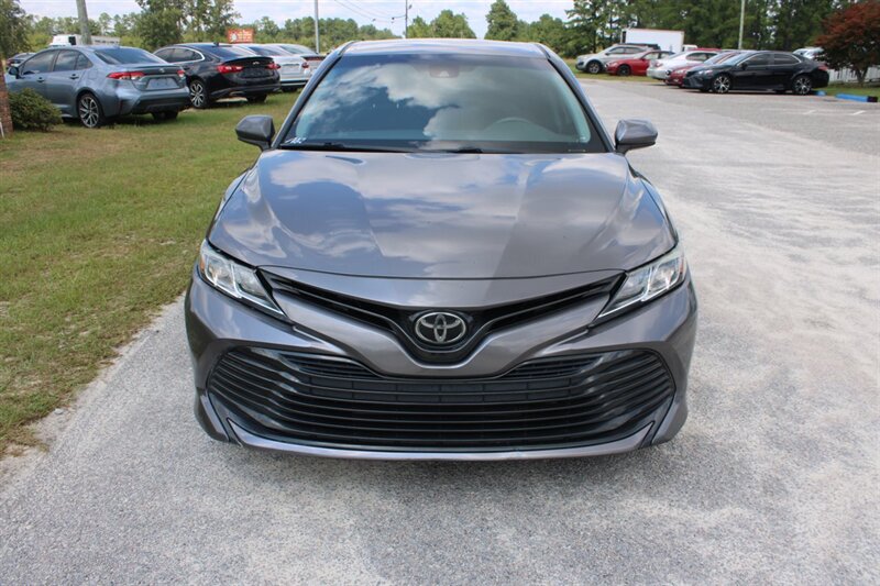 2020 Toyota Camry LE - Photo 2 - Lugoff, SC 29078
