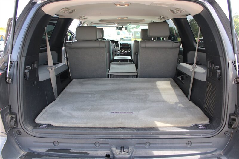 2011 Toyota Sequoia SR5 - Photo 11 - Lugoff, SC 29078