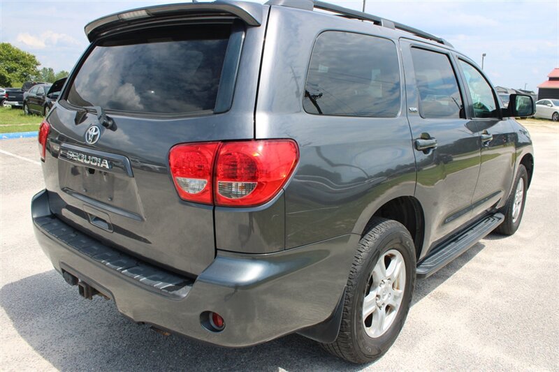 2011 Toyota Sequoia SR5 - Photo 5 - Lugoff, SC 29078