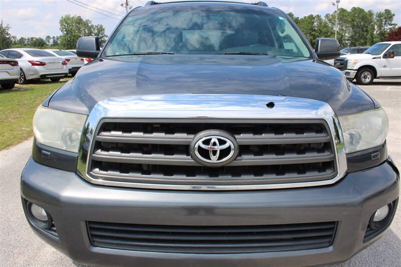 2011 Toyota Sequoia SR5 - Photo 8 - Lugoff, SC 29078