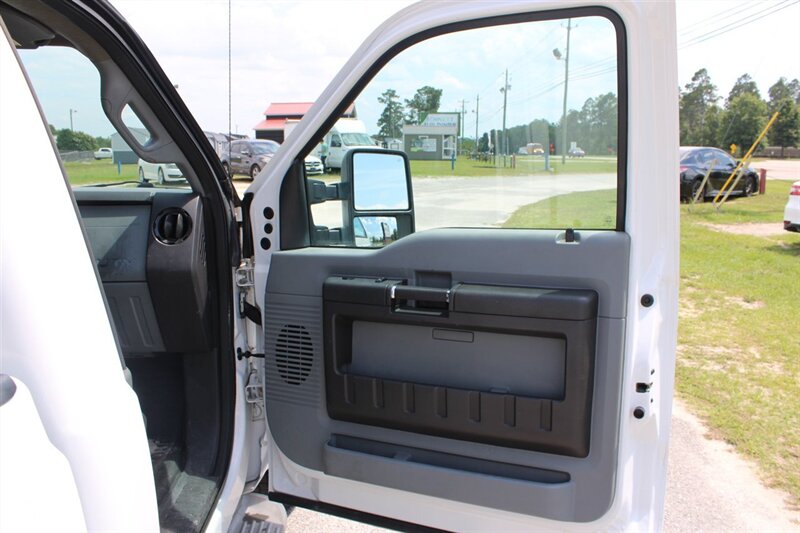 2015 Ford F-350 XL - Photo 10 - Lugoff, SC 29078