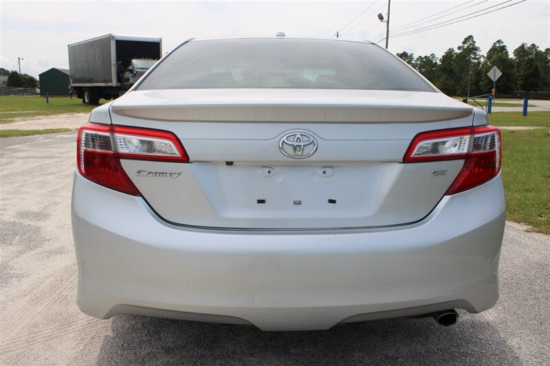 2014 Toyota Camry SE - Photo 6 - Lugoff, SC 29078