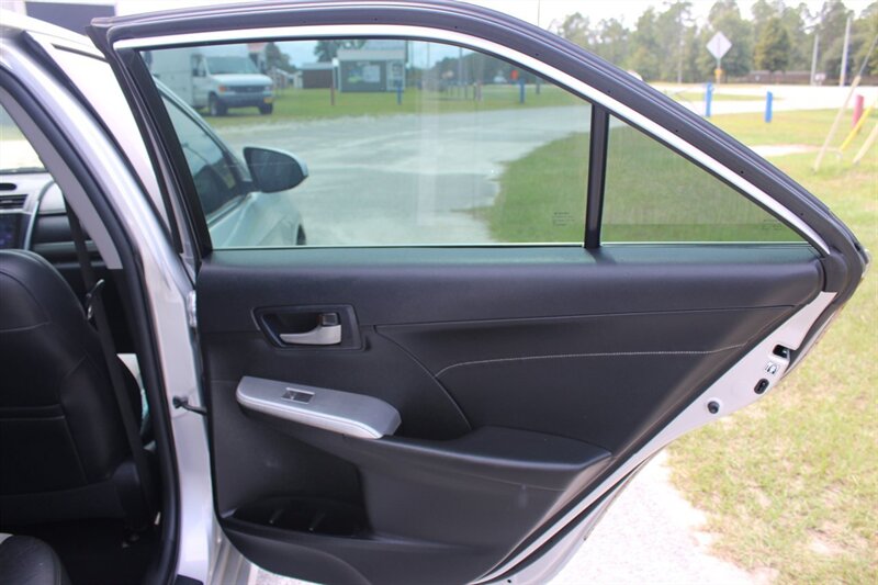 2014 Toyota Camry SE - Photo 16 - Lugoff, SC 29078