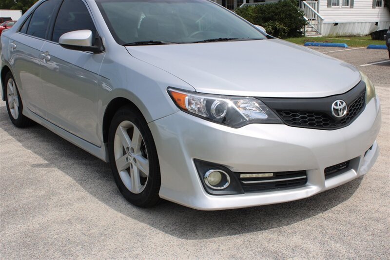 2014 Toyota Camry SE - Photo 3 - Lugoff, SC 29078