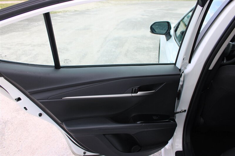 2025 Toyota Camry LE - Photo 10 - Lugoff, SC 29078