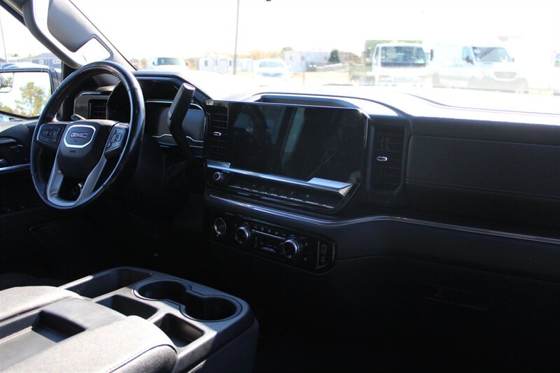 2022 GMC Sierra 1500 Elevation Standard - Photo 17 - Lugoff, SC 29078