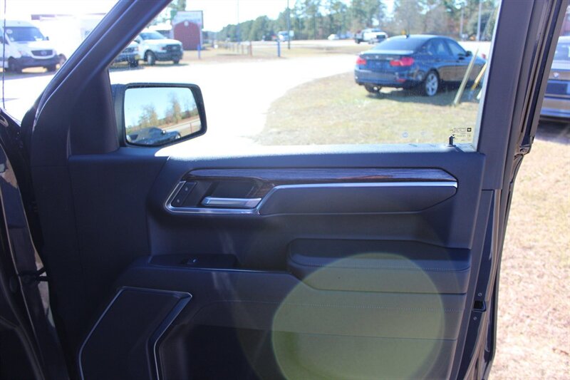 2022 GMC Sierra 1500 Elevation Standard - Photo 13 - Lugoff, SC 29078