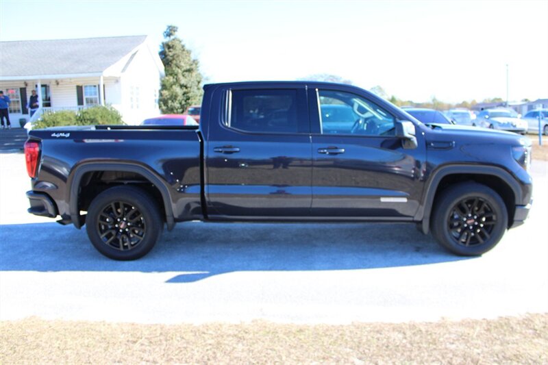 2022 GMC Sierra 1500 Elevation Standard - Photo 4 - Lugoff, SC 29078