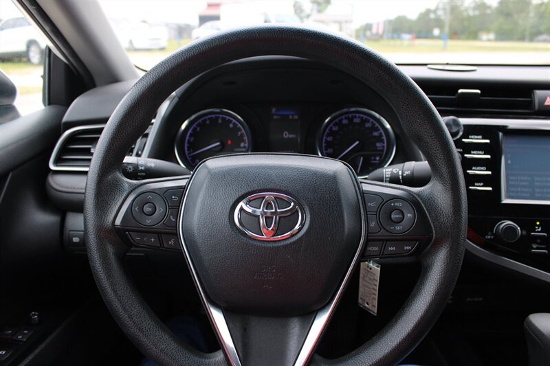 2019 Toyota Camry LE - Photo 22 - Lugoff, SC 29078