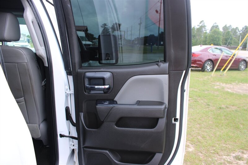 2018 Chevrolet Silverado 2500 Work Truck - Photo 13 - Lugoff, SC 29078