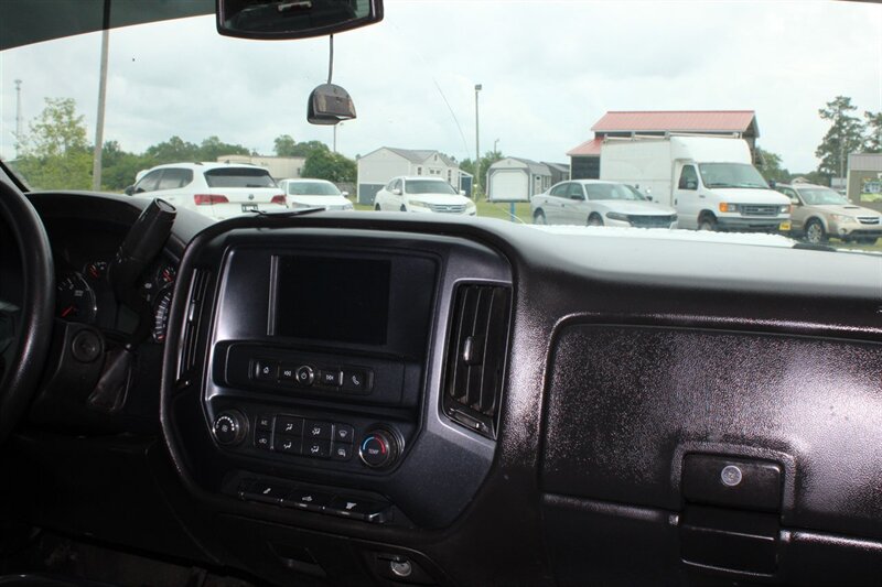 2018 Chevrolet Silverado 2500 Work Truck - Photo 16 - Lugoff, SC 29078