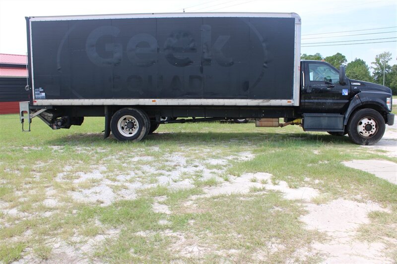 2018 Ford F-650 Super Duty Super - Photo 2 - Lugoff, SC 29078