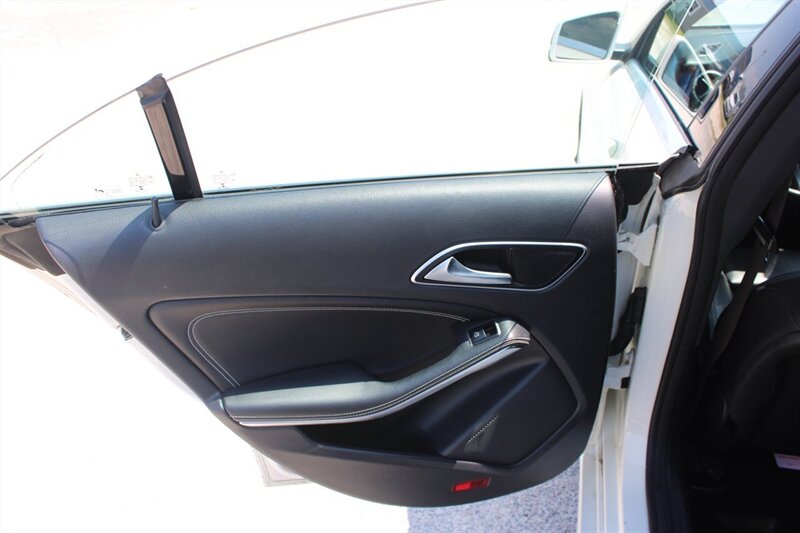 2016 Mercedes-Benz CLA CLA 250 - Photo 10 - Lugoff, SC 29078