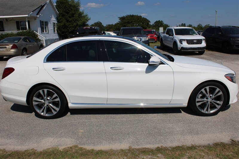 2015 Mercedes-Benz C 300 - Photo 4 - Lugoff, SC 29078