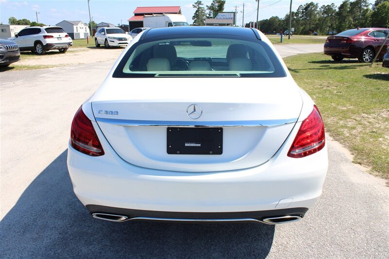 2015 Mercedes-Benz C 300 - Photo 6 - Lugoff, SC 29078