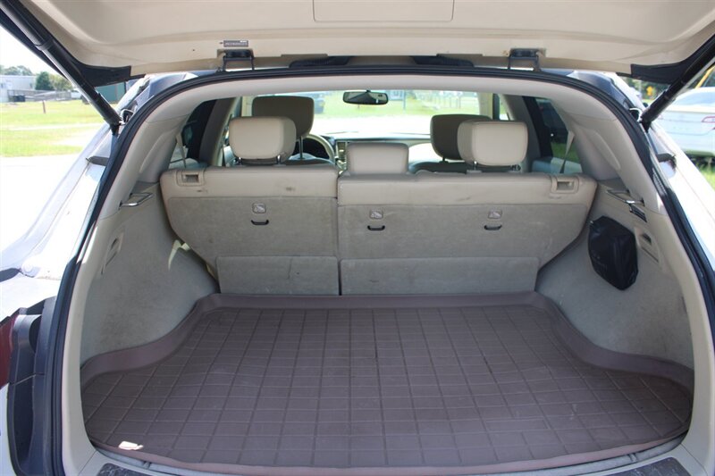 2014 INFINITI QX70 - Photo 17 - Lugoff, SC 29078