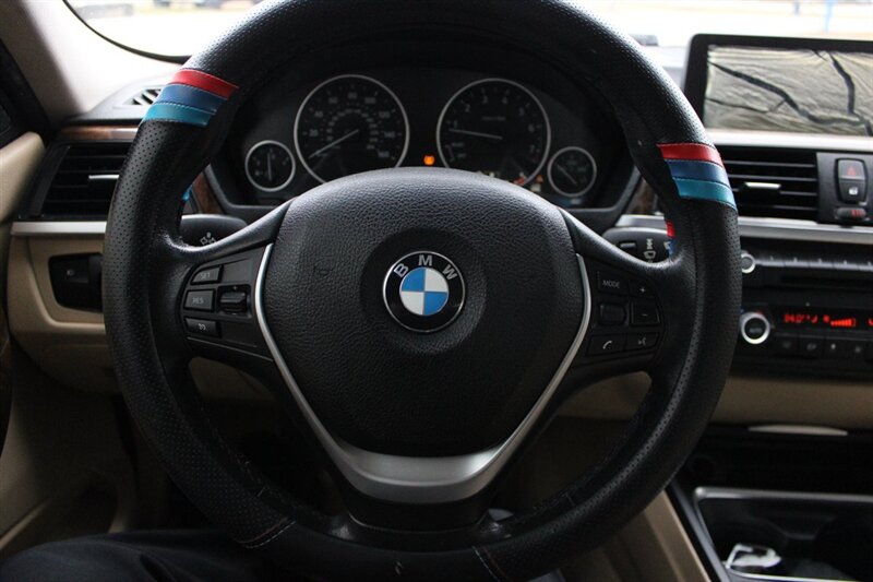 2015 BMW 328i - Photo 18 - Lugoff, SC 29078