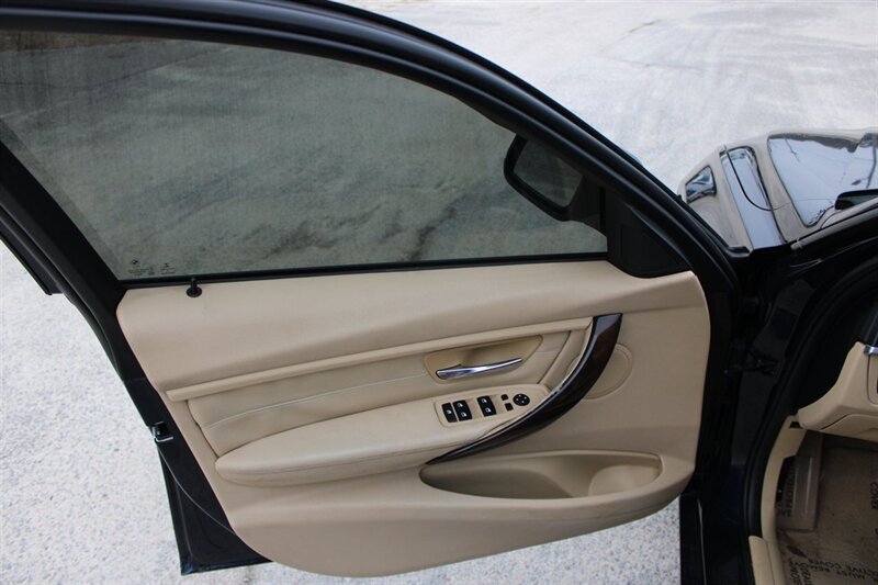 2015 BMW 328i - Photo 9 - Lugoff, SC 29078