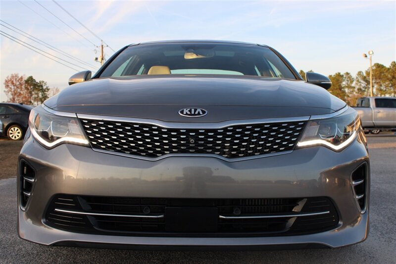 2017 Kia Optima SXL photo 9