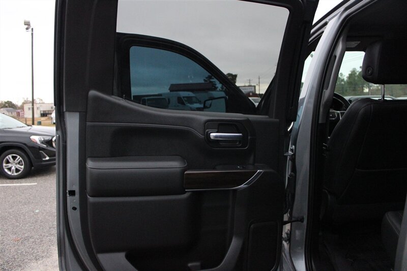 2021 GMC Sierra 1500 SLT - Photo 11 - Lugoff, SC 29078