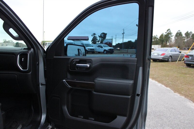 2021 GMC Sierra 1500 SLT - Photo 12 - Lugoff, SC 29078