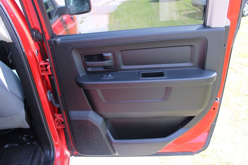 2019 RAM 1500 Classic Tradesman CLASSIC - Photo 14 - Lugoff, SC 29078