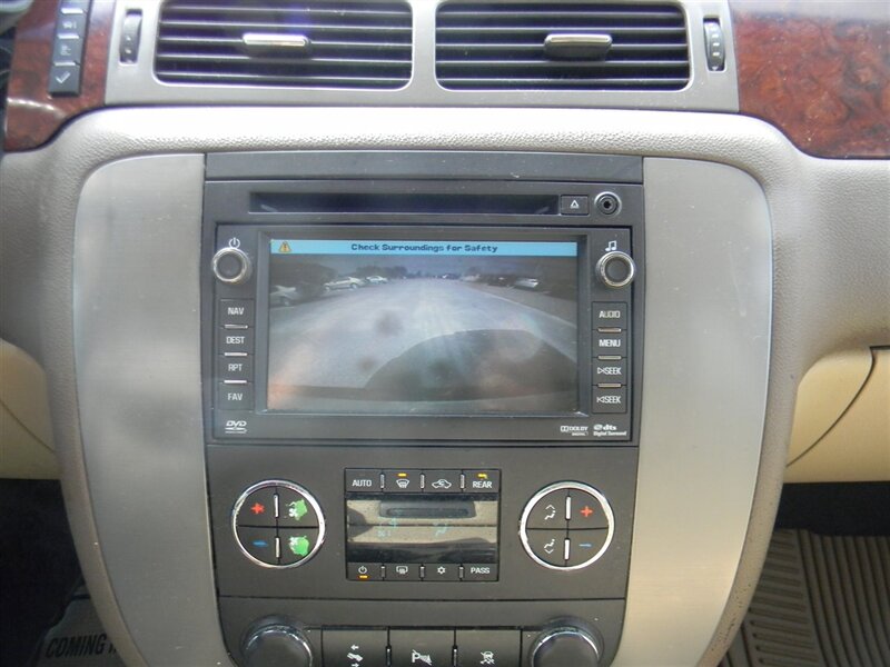 2011 GMC Yukon SLT 1500 - Photo 31 - Lugoff, SC 29078