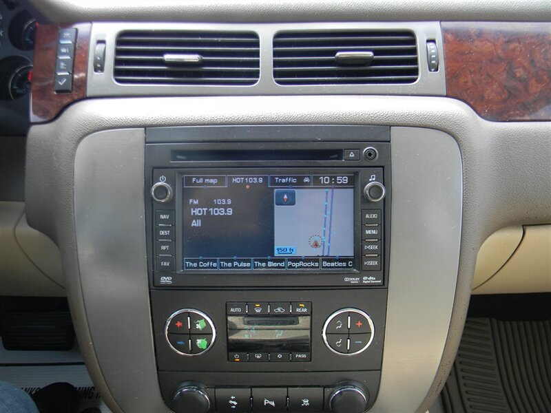 2011 GMC Yukon SLT 1500 - Photo 26 - Lugoff, SC 29078