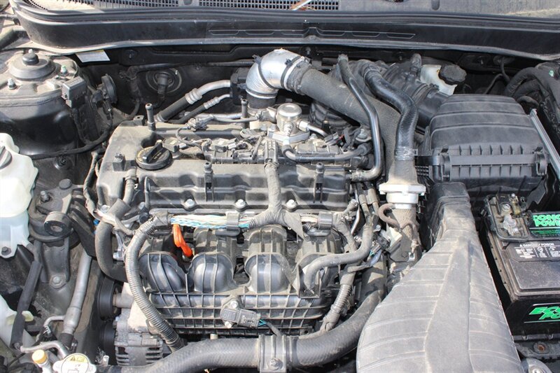 2013 Hyundai SONATA SE 2.0T - Photo 19 - Lugoff, SC 29078