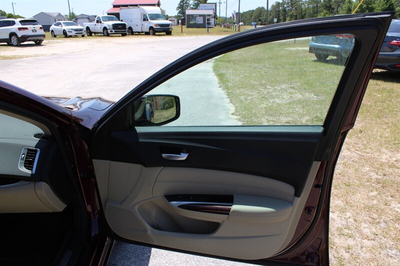 2015 Acura TLX w/Tech - Photo 12 - Lugoff, SC 29078