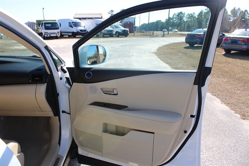 2013 Lexus RX - Photo 11 - Lugoff, SC 29078