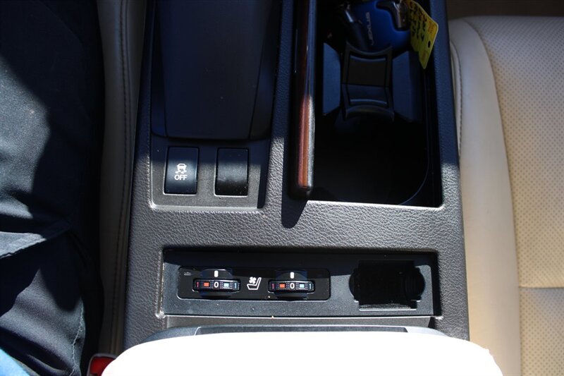 2013 Lexus RX - Photo 23 - Lugoff, SC 29078