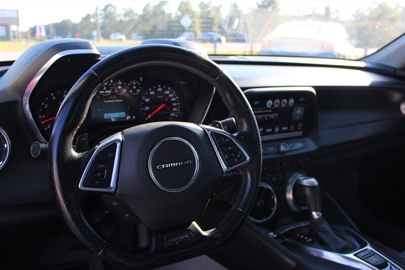 2017 Chevrolet Camaro SS - Photo 10 - Lugoff, SC 29078