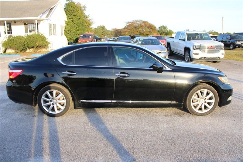 2008 Lexus LS   - Photo 4 - Lugoff, SC 29078