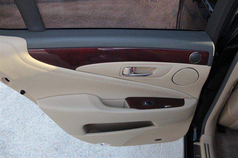 2008 Lexus LS   - Photo 10 - Lugoff, SC 29078