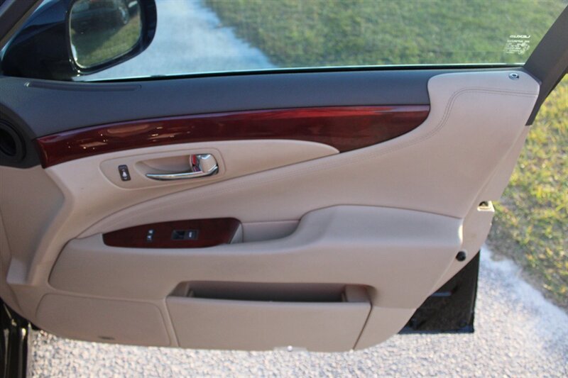2008 Lexus LS   - Photo 13 - Lugoff, SC 29078