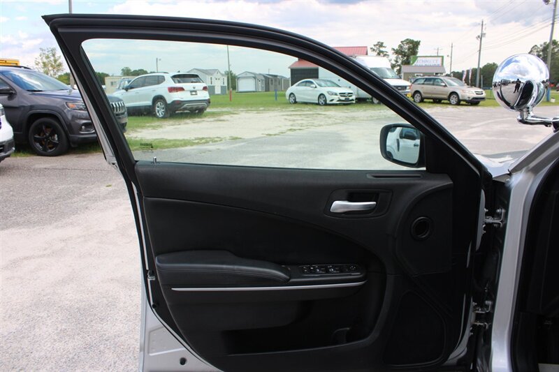 2020 Dodge Charger Police - Photo 9 - Lugoff, SC 29078