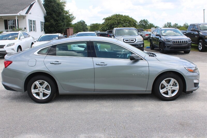 2023 Chevrolet Malibu LS Fleet - Photo 4 - Lugoff, SC 29078
