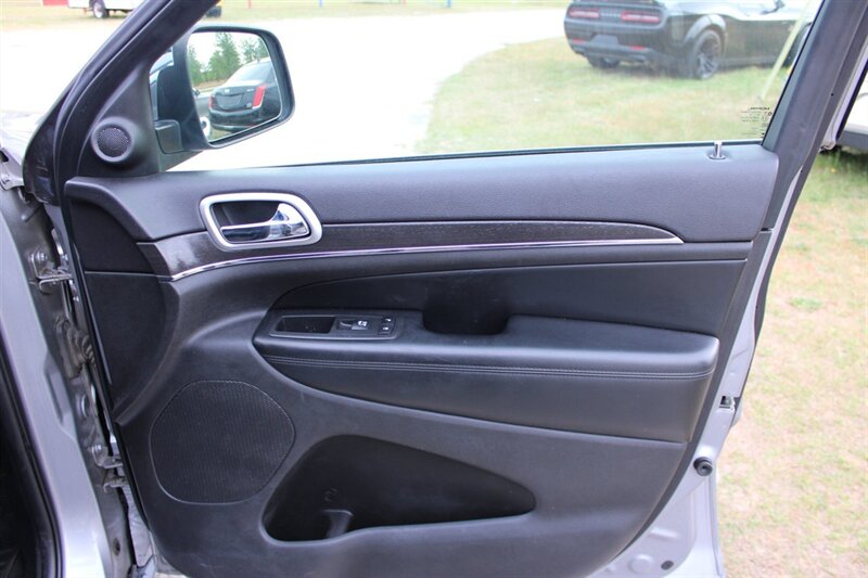 2018 Jeep Grand Cherokee Limited - Photo 13 - Lugoff, SC 29078
