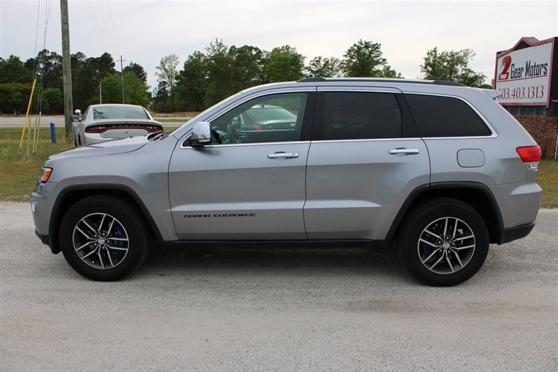 2018 Jeep Grand Cherokee Limited - Photo 8 - Lugoff, SC 29078
