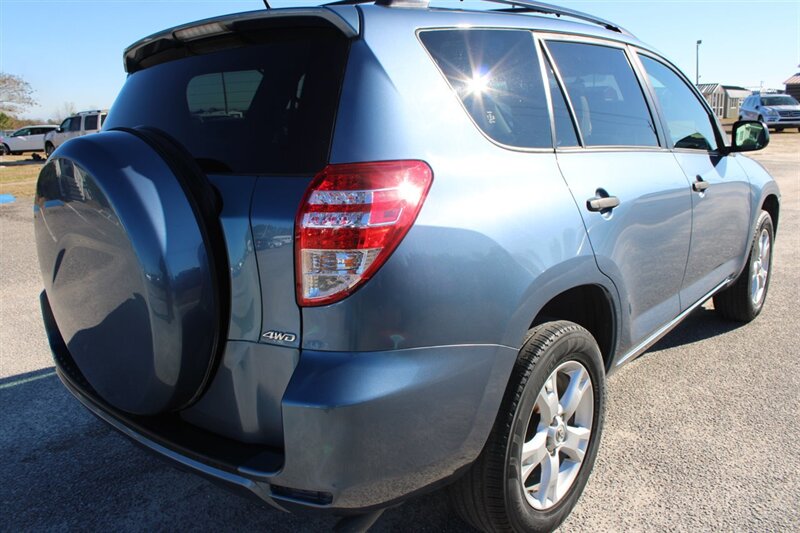 2012 Toyota RAV4 Base photo 5