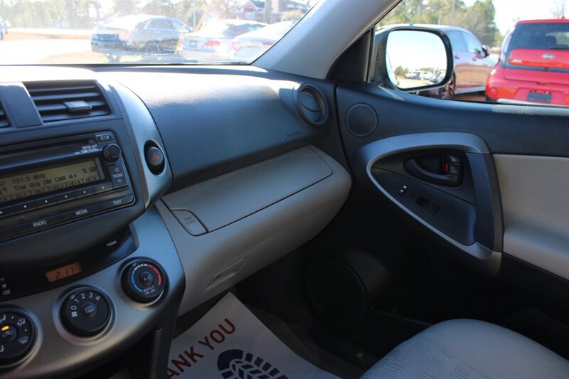 2012 Toyota RAV4 Base photo 21