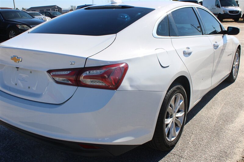 2020 Chevrolet Malibu LT - Photo 6 - Lugoff, SC 29078